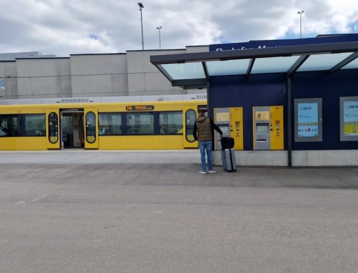 Flughafen/Messe Haltestelle