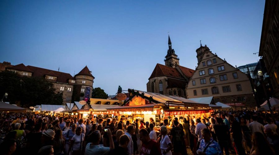 Stuttgarter Weindorf 2026 startet am 20. August – das erwartet Feierabend-Genießer